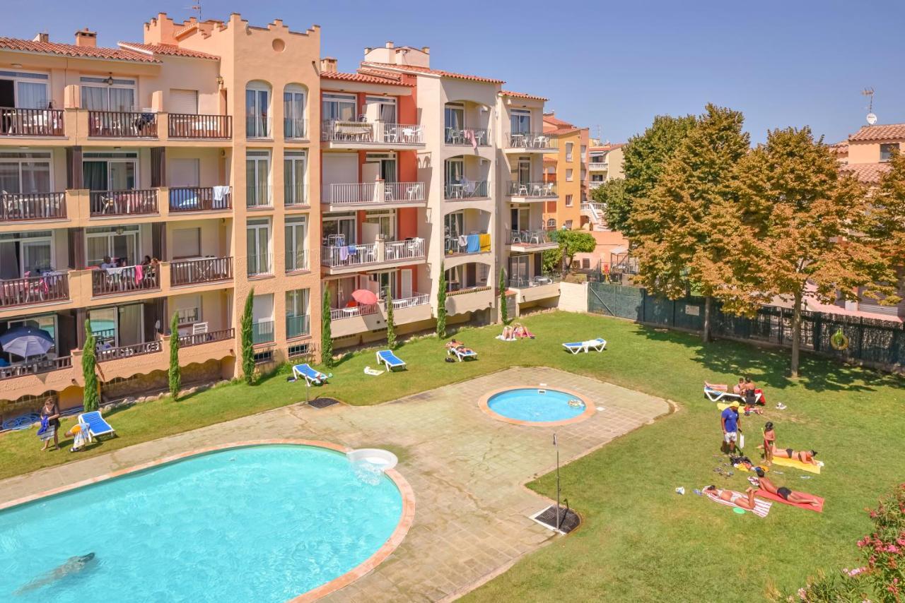 Aptos. Comte D'Empuries Емпуриабрава Екстериор снимка