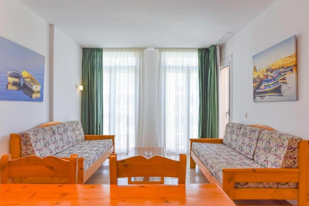 Aptos. Comte D'Empuries Емпуриабрава Екстериор снимка